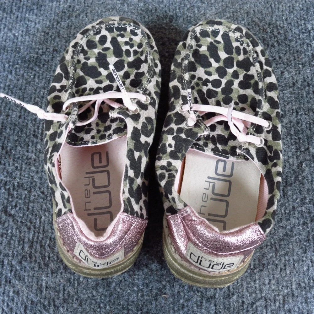 Hey Dude Wendy Youth Girls Loafer‎ Shoes Size 11 Leo Nut Leopard Pink Metallic